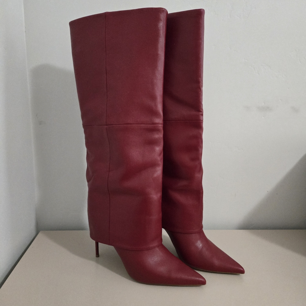 Steve Madden Smith Knee High Boot - Lipstick Red